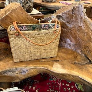 BRAND NEW HANDMADE LARGE WOVEN PURSE